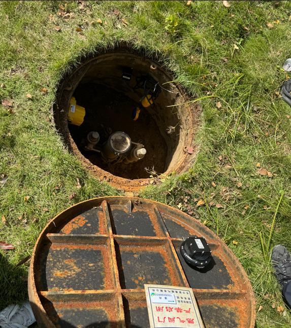 智能井盖:让井盖“懂思考会求救”