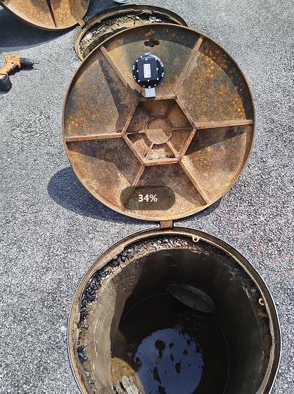 智能井盖高效排查井盖隐患 让居民走“放心”路